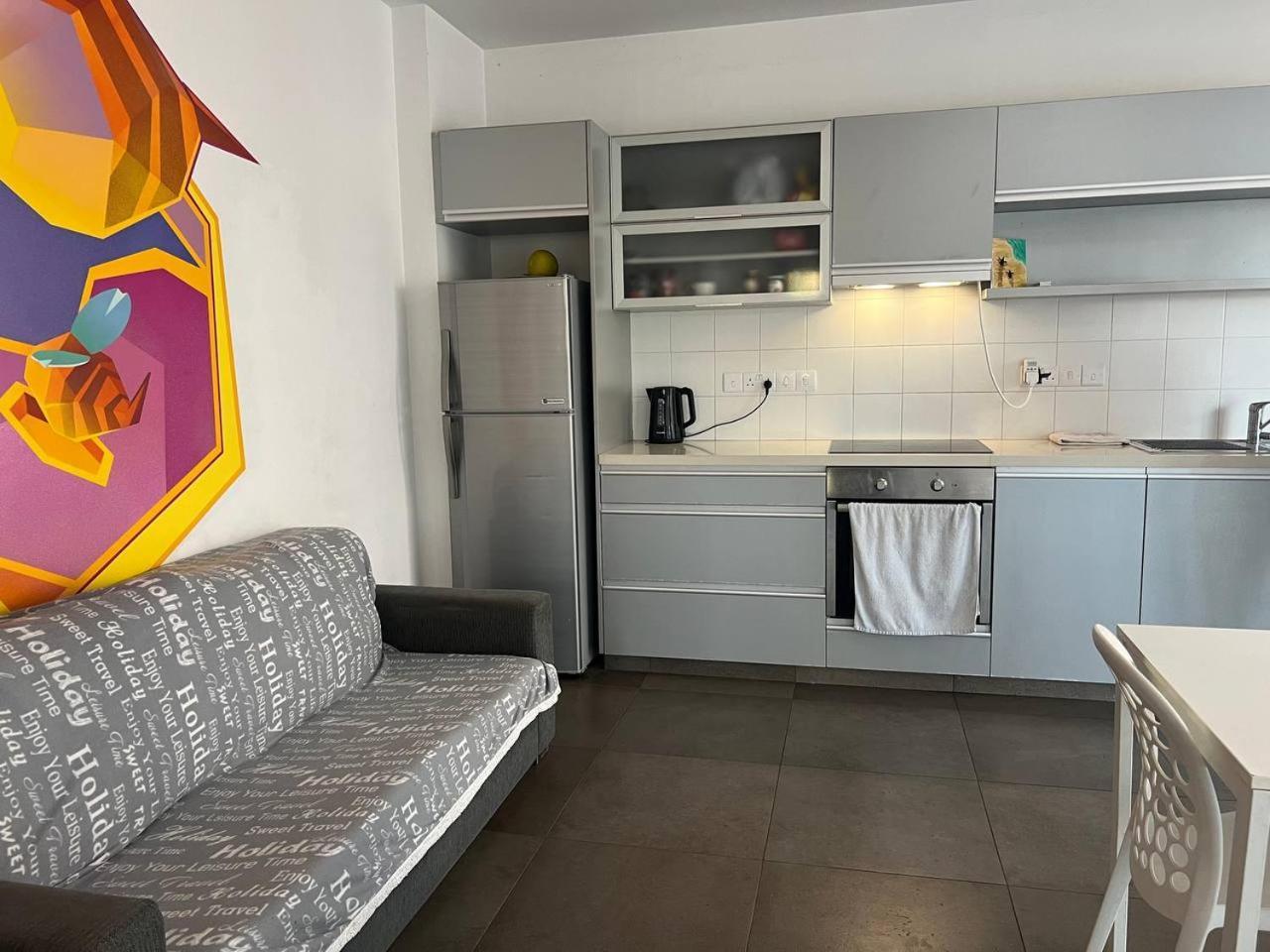 Jedi Hub Hostel Limasol Dış mekan fotoğraf